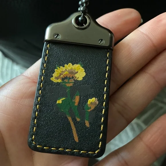 Coach Rogue 30 Pyramid - Picture 9 of 9